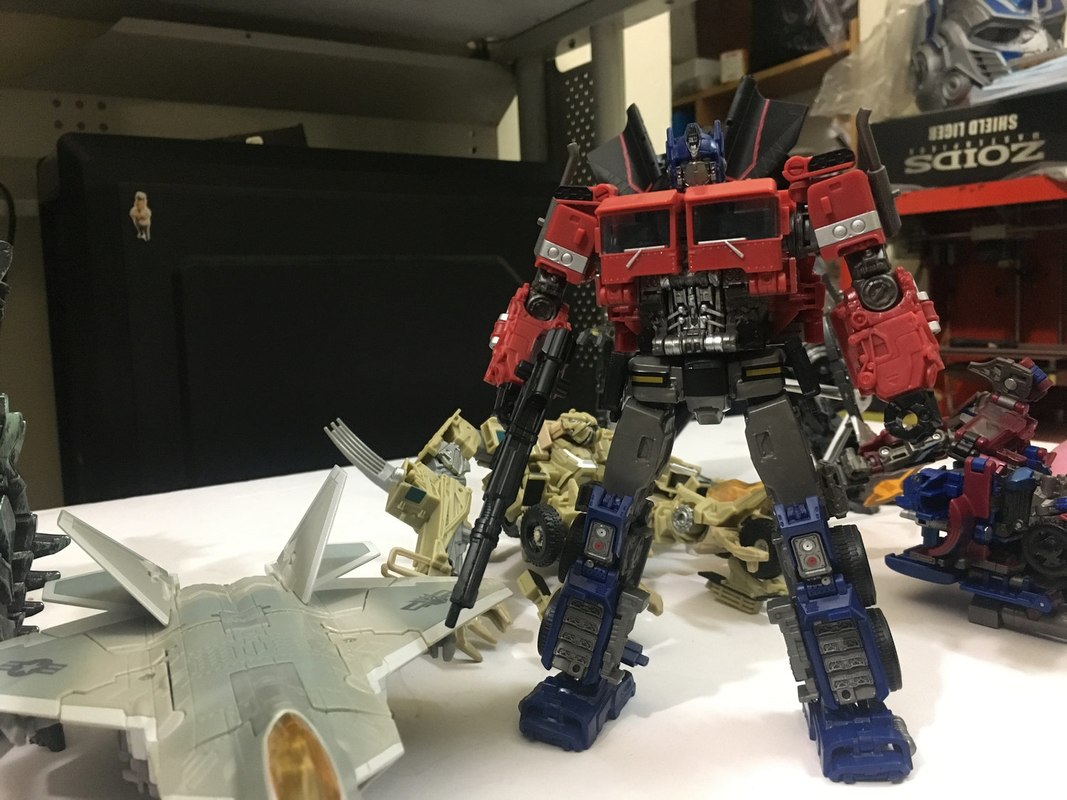 studio series bumblebee movie optimus prime